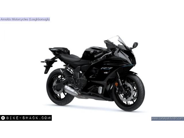 Yamaha YZF-R7 2022 motorcycle