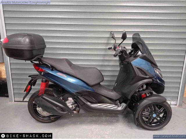 Piaggio MP3-300 2023 motorcycle
