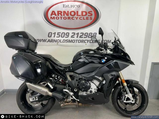 BMW S1000XR 2022 motorcycle