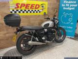 Triumph Street Twin 900 2017 motorcycle #3