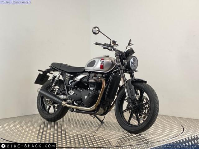 Triumph Speed Twin 900 2025 motorcycle