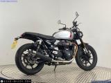 Triumph Speed Twin 900 2025 motorcycle #3