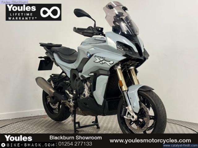 BMW S1000XR 2020 motorcycle