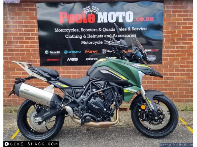 Benelli TRK 702 2025 motorcycle