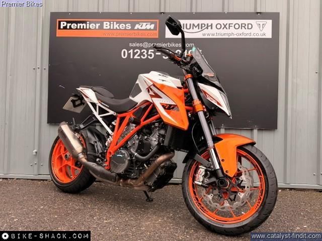 KTM 1290 Superduke 2016 motorcycle