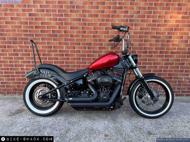 Harley-Davidson FXBB Street Bob 1745 2020 motorcycle