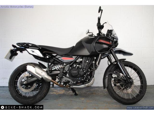 Royal Enfield Himalayan 450 2025 motorcycle