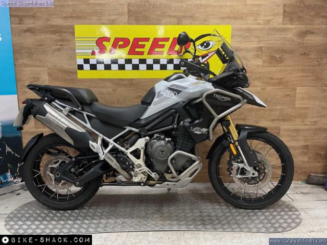 Triumph Tiger 1200 2023 motorcycle
