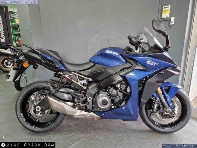 Suzuki GSX-S1000 2022 motorcycle
