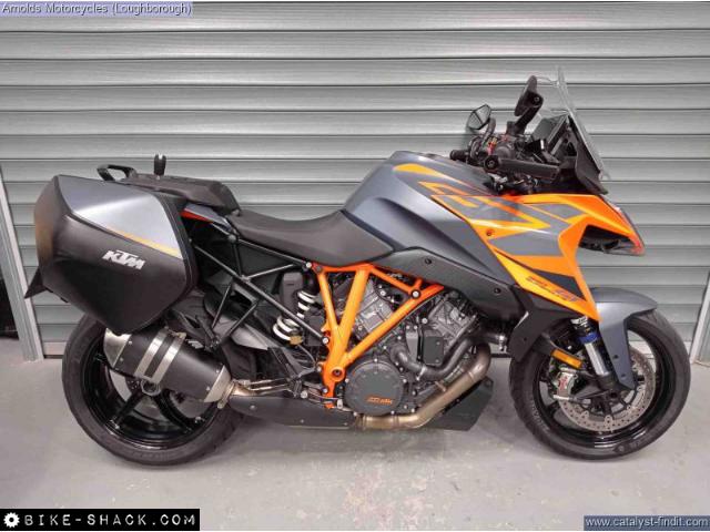 KTM 1290 Superduke 2022 motorcycle