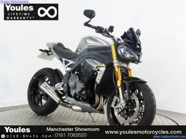 Triumph Speed Triple 1200 2022 motorcycle