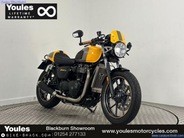 Triumph Street Cup 900 2017 motorcycle