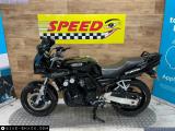 Yamaha FZS600 Fazer 1999 motorcycle #2