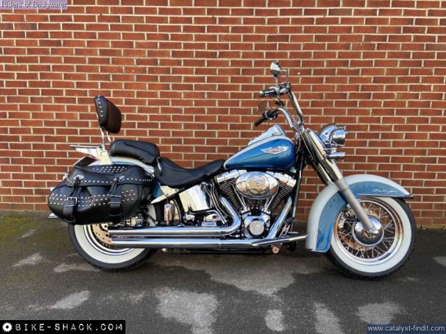 Harley-Davidson FLST 1450 Softail 2005 motorcycle
