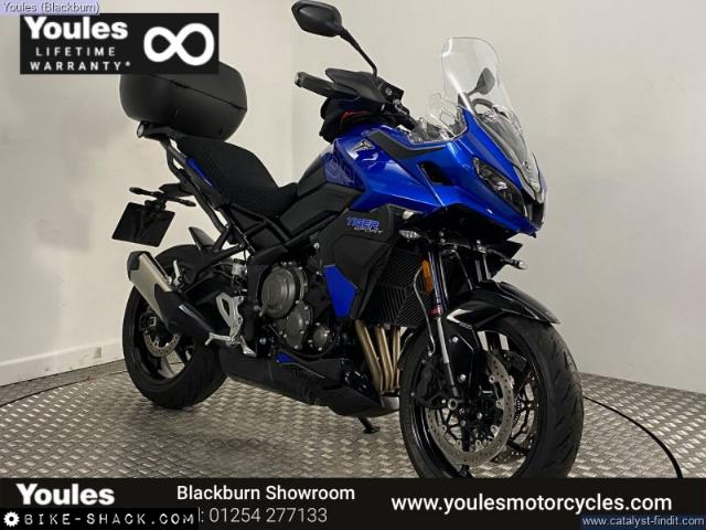 Triumph Tiger 800 2025 motorcycle