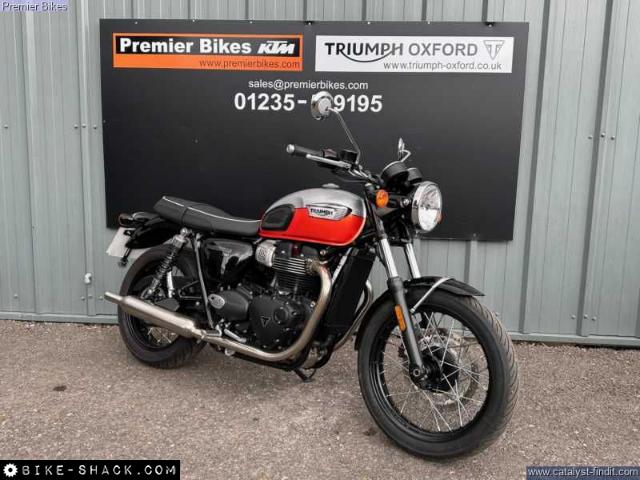 Triumph Bonneville T100 900 2024 motorcycle