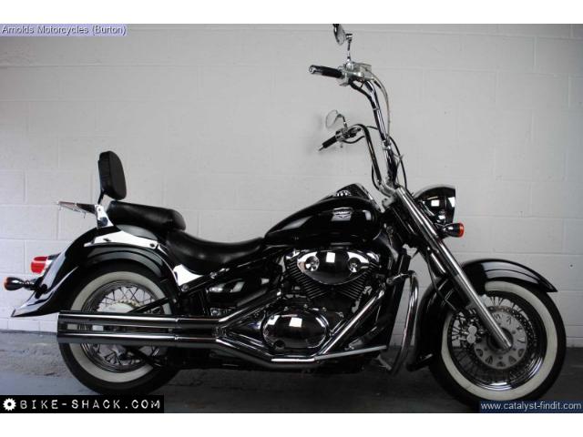 Suzuki VZ800 Intruder 2006 motorcycle