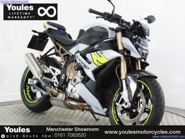 BMW S1000R 2022 motorcycle