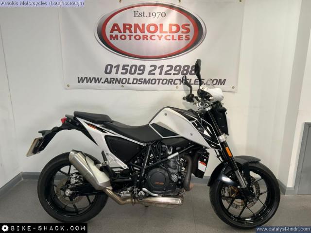 KTM 690 Duke 2017 motorcycle
