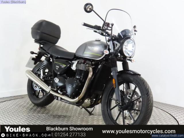 Triumph Speed Twin 900 2023 motorcycle