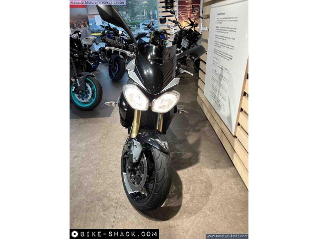 triumph street bike price