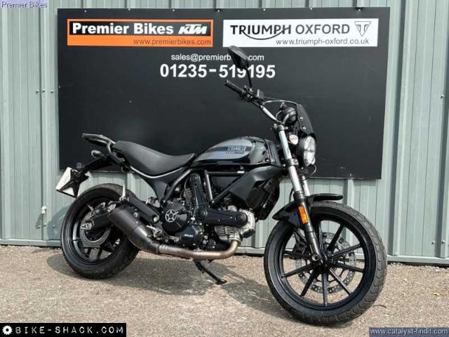 Ducati Scrambler Sixty2 2019 motorcycle