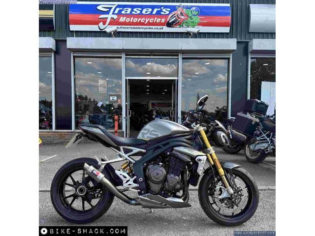 Triumph Speed Triple 1200 2021 motorcycle