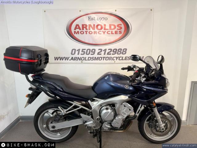 Yamaha FZ6 Fazer 2003 motorcycle