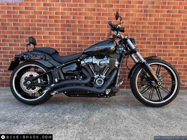 Harley-Davidson FXBR Breakout 1868 2018 motorcycle