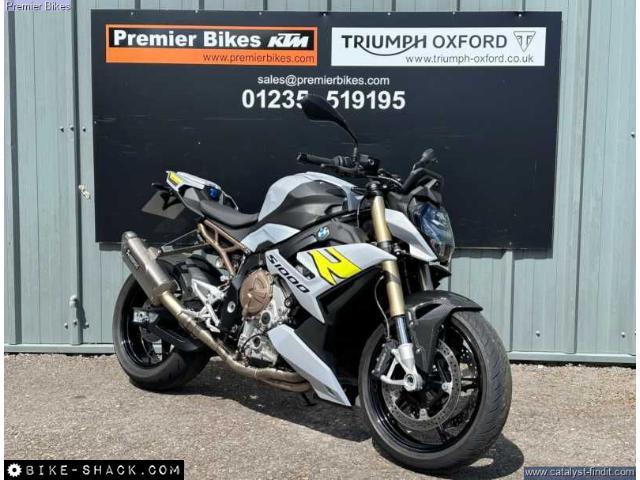 BMW S1000R 2021 motorcycle