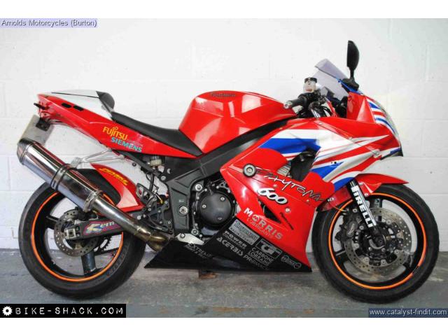 Triumph Daytona 600 2005 motorcycle