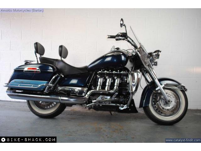 Triumph Rocket III Tourer 2300 2010 motorcycle
