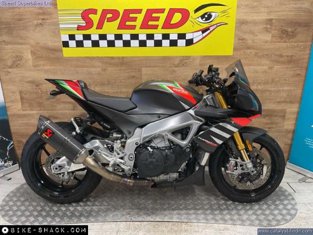 Aprilia Tuono 1100 2021 motorcycle