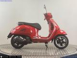 Piaggio Vespa GTS 300 2019 motorcycle #2