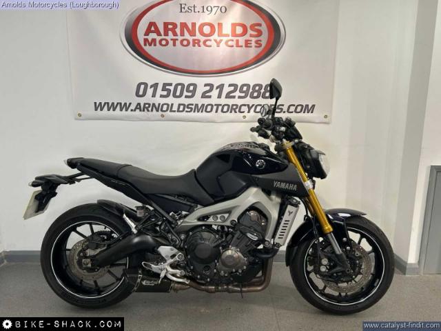 Yamaha MT-09 2014 motorcycle