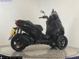 Piaggio MP3-300 2024 motorcycle #3
