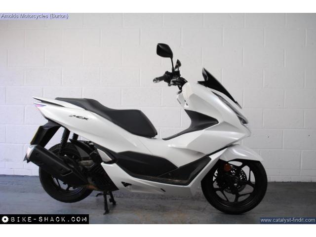 Honda PCX125 2022 motorcycle