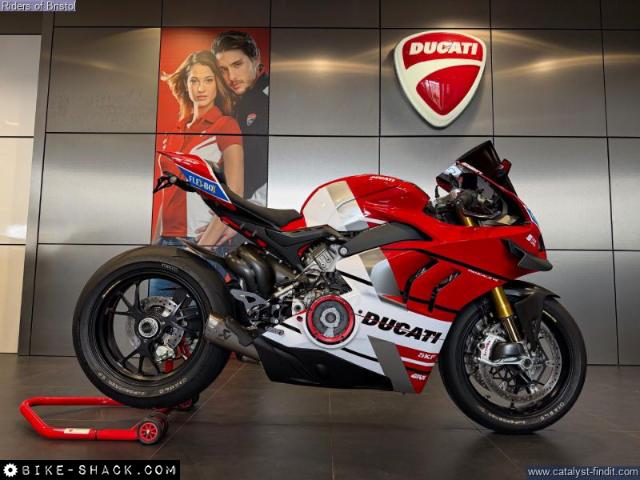 Ducati Panigale V4S 1100 2020 motorcycle