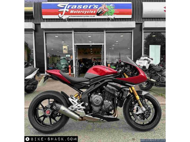 Triumph Speed Triple 1200 2022 motorcycle