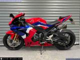 Honda CBR1000RR Fireblade 2023 motorcycle #3