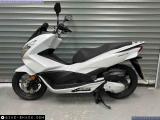 Honda PCX125 2016 motorcycle #3