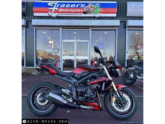 Triumph Street Triple 675 2015 motorcycle