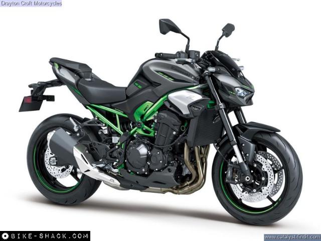 Kawasaki Z900 2025 motorcycle