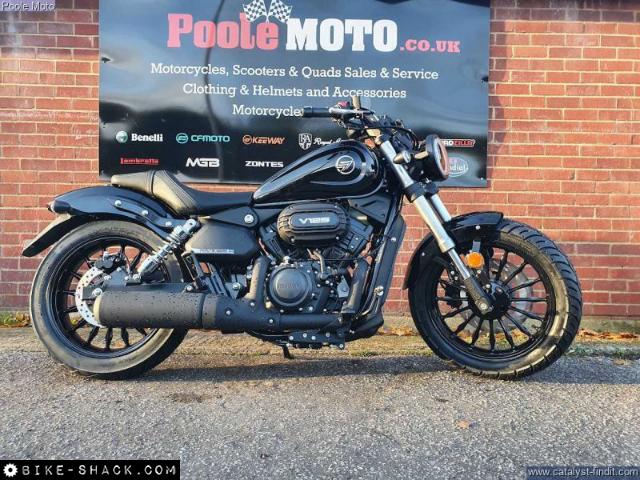 Keeway RKV 125 2024 motorcycle