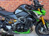 Kawasaki ZR900 2025 motorcycle #2