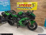 Kawasaki Z1000-H2 2018 motorcycle #2