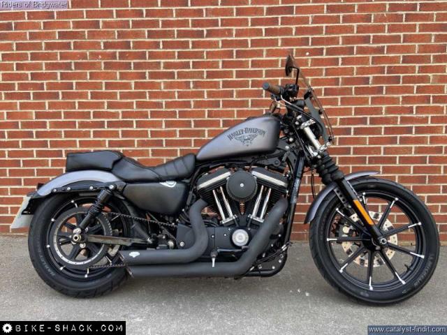 Harley-Davidson XL883 Sportster 2016 motorcycle