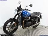 Triumph Street Twin 900 2021 motorcycle #3