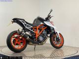 KTM 1290 Superduke 2017 motorcycle #3