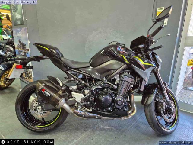 Kawasaki Z900 2024 motorcycle